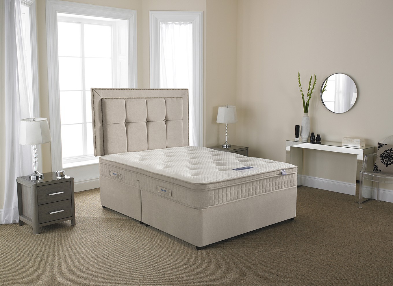 Silentnight Langley Pocket Spring Divan Bed -