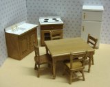 Alberon Dolls House Kitchen 8 piece