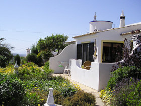 ALGARVE holiday cottages