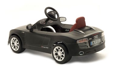 R8 Spyder Pedal Car