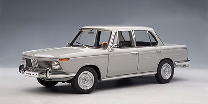 AUTOart BMW 1800 Tisa Street Car Grey