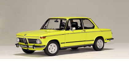 AUTOart BMW 2002 TII in Yellow