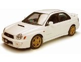 AutoArt Die-cast Model Subaru Impreza WRX STi (1:18 scale in White)