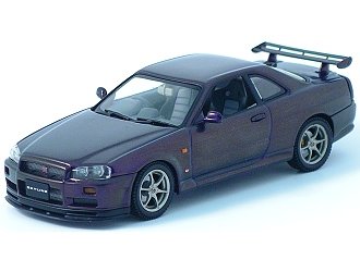 Nissan Skyline GTR R34 (1:43 scale in Metallic Purple)