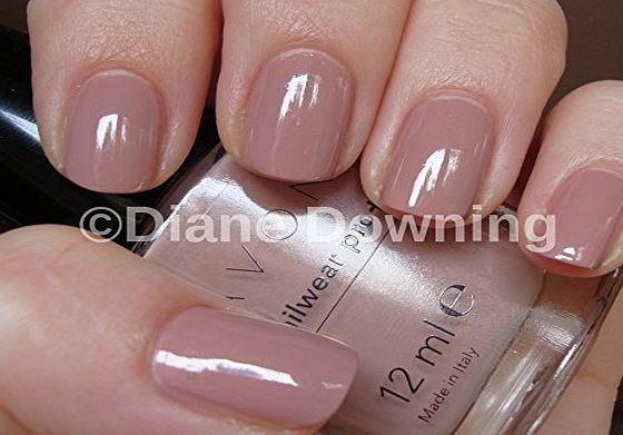 Avon Nailwear Pro Plus Nail Enamel in Naked Truth shade Avon Cosmetics