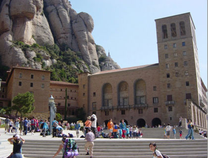 Afternoon Tour to Montserrat with Cog Wheel Train