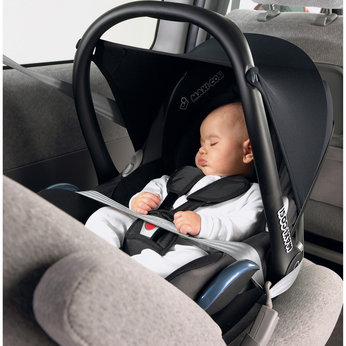 Maxi-Cosi CabrioFix Car Seat in Black Reflection