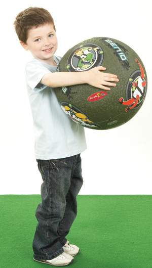 Ben 10 16in Playground Ball