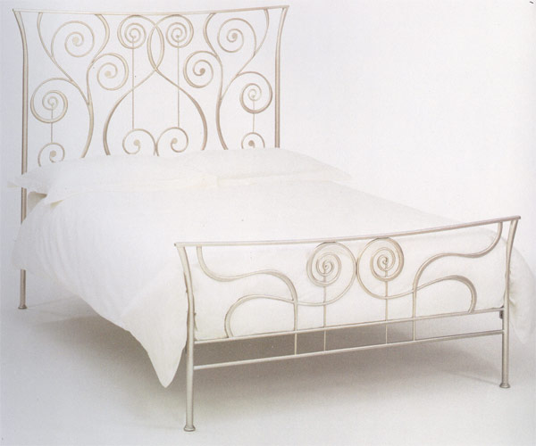 Bentley Designs Figaro Bed Frame Double 135cm