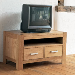 Lyon Oak Entertainment Unit