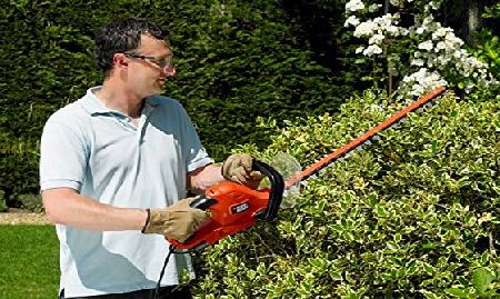 BLACK DECKER Black amp; Decker GT6060 600W 60cm Hedgetrimmer/ 25mm Blade Gap/ Bale Handle Design/ Cable Management