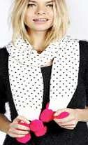 Heart Print Contrast Pom Pom Scarf - white