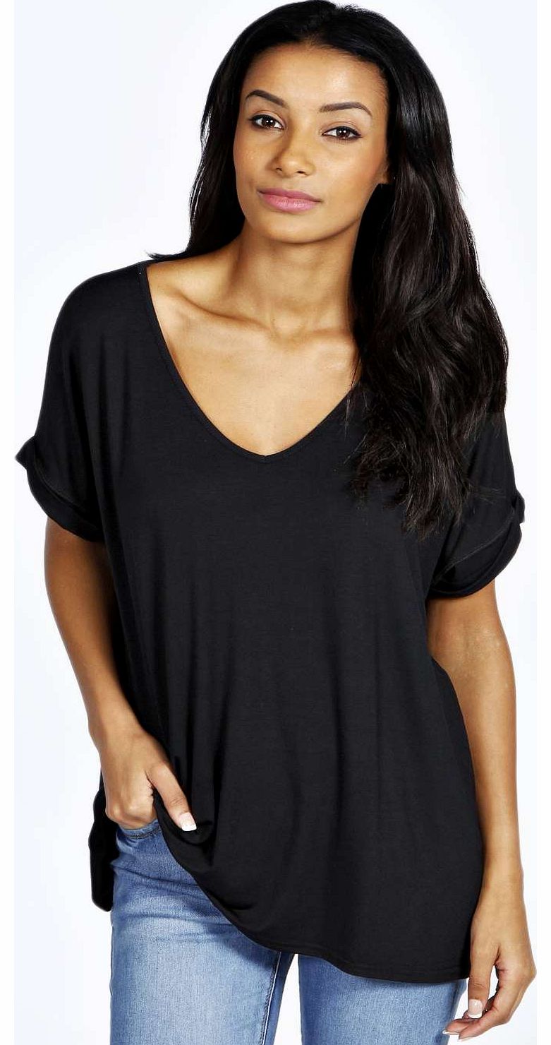 Unity Oversized V Neck Tee - black azz18350