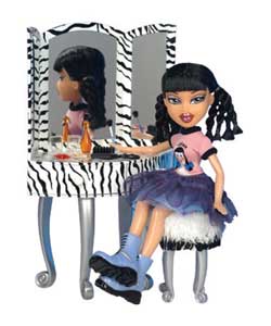 Bratz Funky Fashion Furniture and Doll