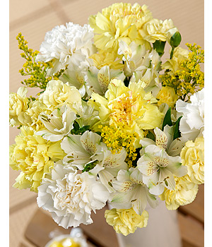 Bunches.co.uk Sunshine Bouquet FNSUN