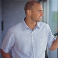 short-sleeved check shirt