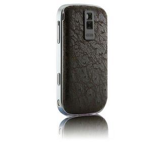 Blackberry Bold 9000 Distressed Back