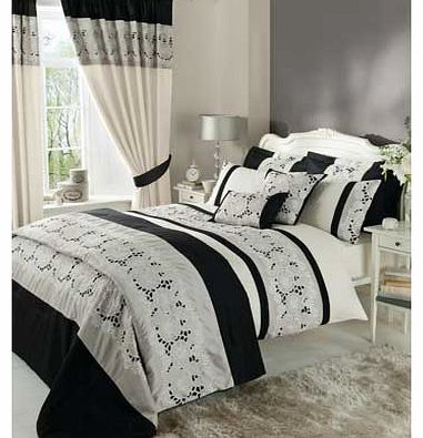 Isadora Duvet Cover Set -