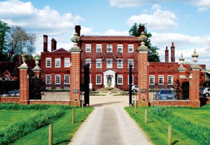 CHAMPNEYS Rasul and Thalassotherapy Spa Day