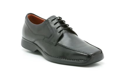 Clarks Flint Up Black Leather