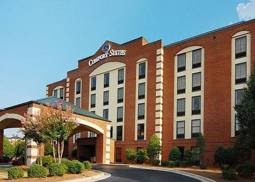 Comfort Suites Airport