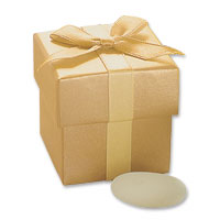 Confetti deluxe gold ribbon favour boxes