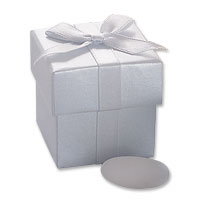 Confetti deluxe silver ribbon favour boxes