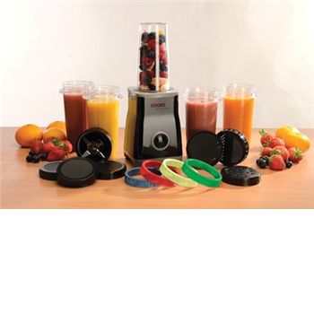 - 5 Cup Blender in Black -