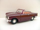 CORGI Vanguards 1/43 VA07400 Triumph Herald Convert . Damson