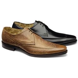 Design Loake Male Walker Leather Upper Leather/Textile Lining Leather/Textile Lining in Black, Tan