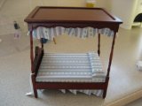 DOLLS HOUSE EMPORIUM 4 POSTER MAHOGANY BED