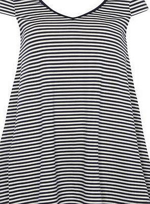 Dorothy Perkins Womens Striped V Neck Swing Tunic- Navy DP56415123