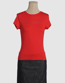 TOPWEAR Short sleeve t-shirts WOMEN on YOOX.COM