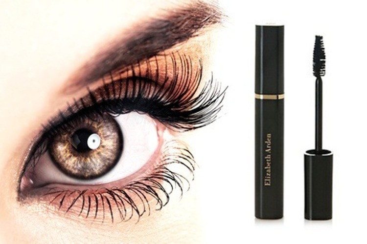 Maximum Volume Mascara in Black BN