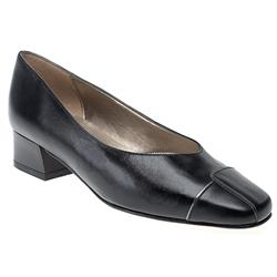 Elmdale Female Blush II Leather Upper in Black, Navy