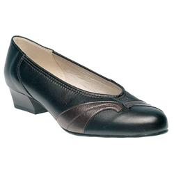 Elmdale Female Martha Leather Upper in Black, Magnolia