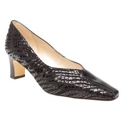 Elmdale Female Roberta II Leather / Other Upper in Black Coral Suede, Sirena Vanilla Suede