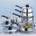 ESSENTIALS five-piece pan set