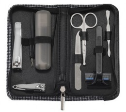 Famego Street Travel Manicure Set