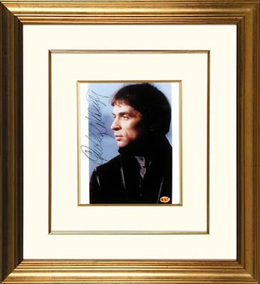 FamousRetail Rudolf Nureyev signed 10x8