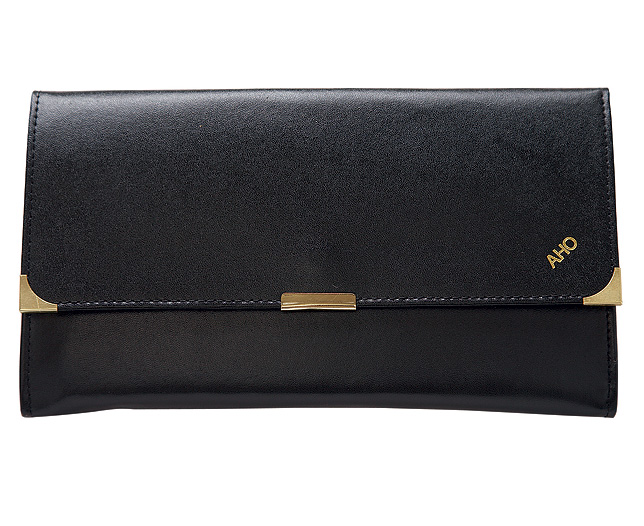 Piece Leather Travel Wallet Black -