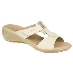 Fly Flot Female Erika Leather Upper Leather Lining Casual in Beige, Black