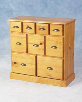 Merchant Chest in Antique Pine