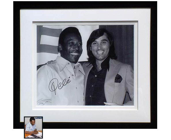 George Best and Pelandeacute; Presentation and#8211; Signed by Pelandeacute;