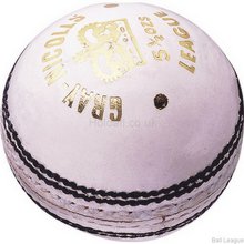 Gray Nicolls League Ball