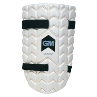 gunn and moore 909 Cricket Thigh Pad.