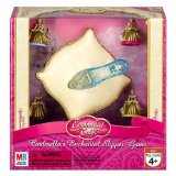 Hasbro Cinderellas Enchanted Slipper Game