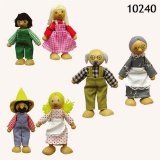 HNW Wooden dolls, set of 6 pcs.