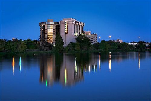 holiday Inn Austin Town Lake