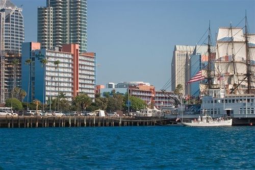 holiday Inn San Diego-On The Bay